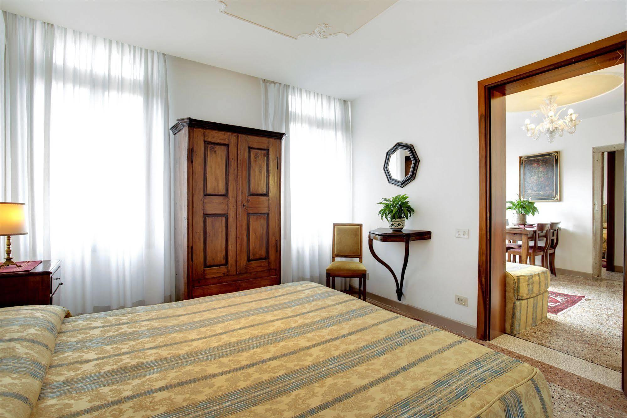 San Giorgio Degli Schiavoni Apartments Venezia Esterno foto