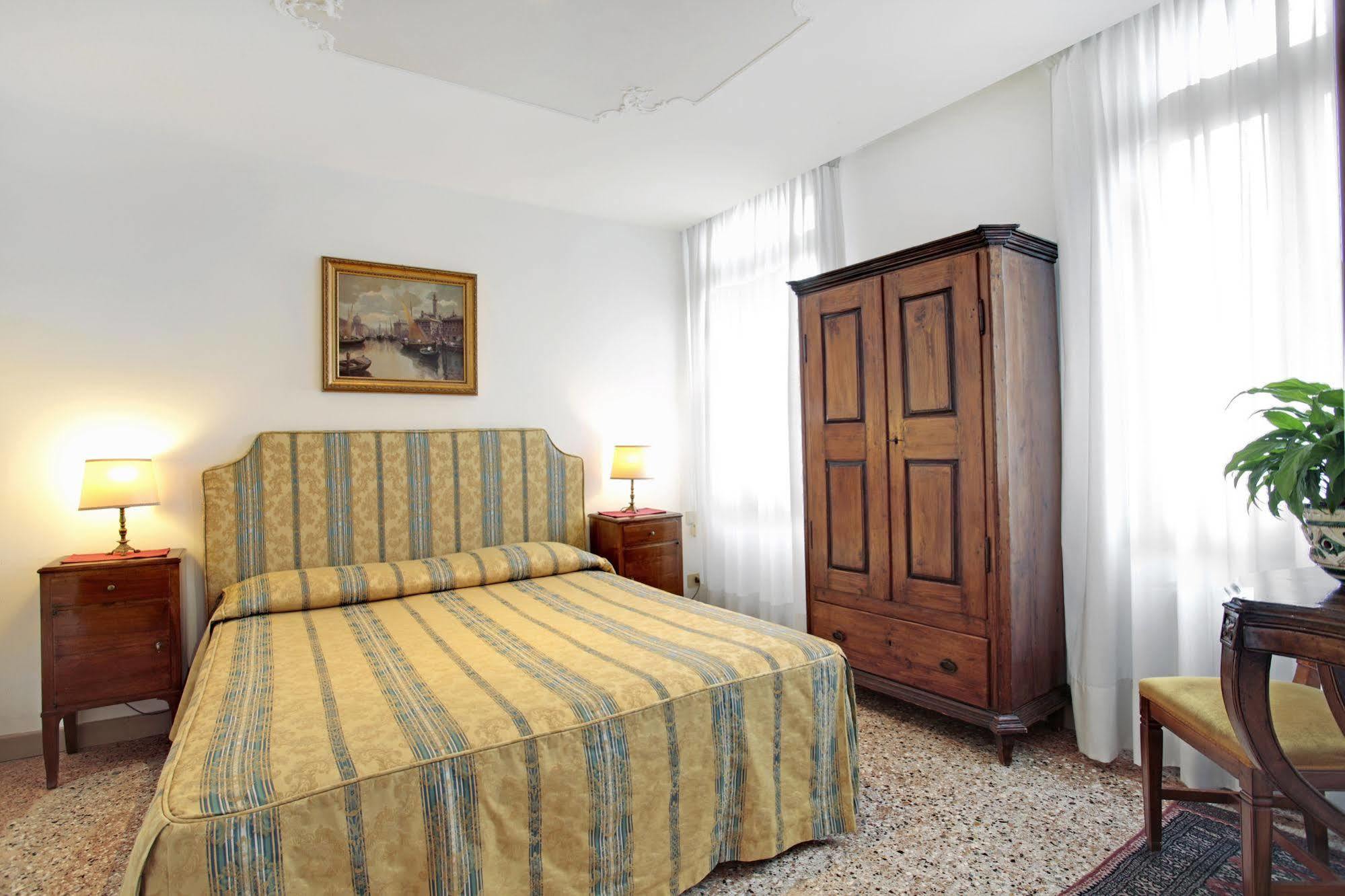 San Giorgio Degli Schiavoni Apartments Venezia Esterno foto