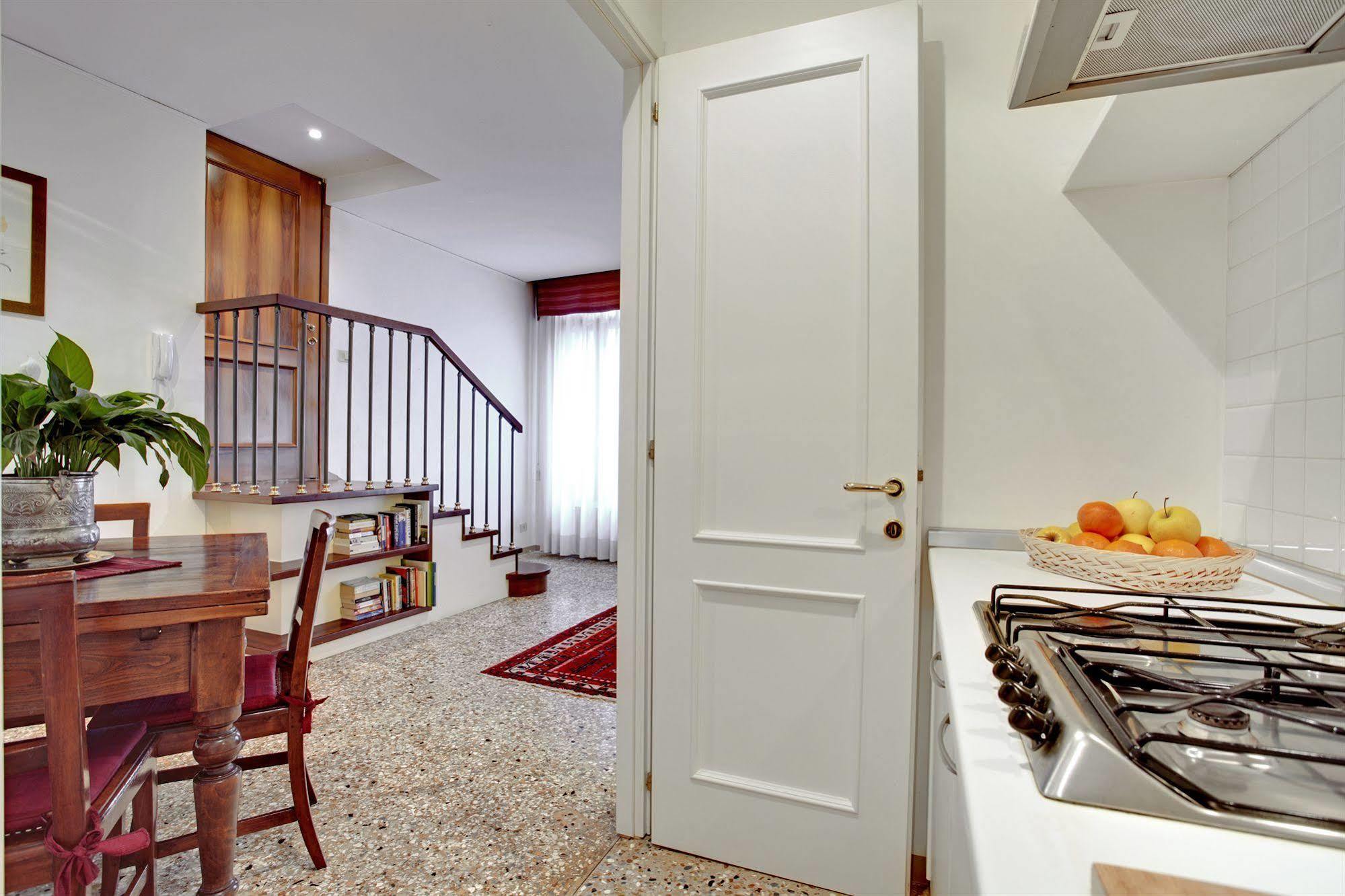 San Giorgio Degli Schiavoni Apartments Venezia Esterno foto