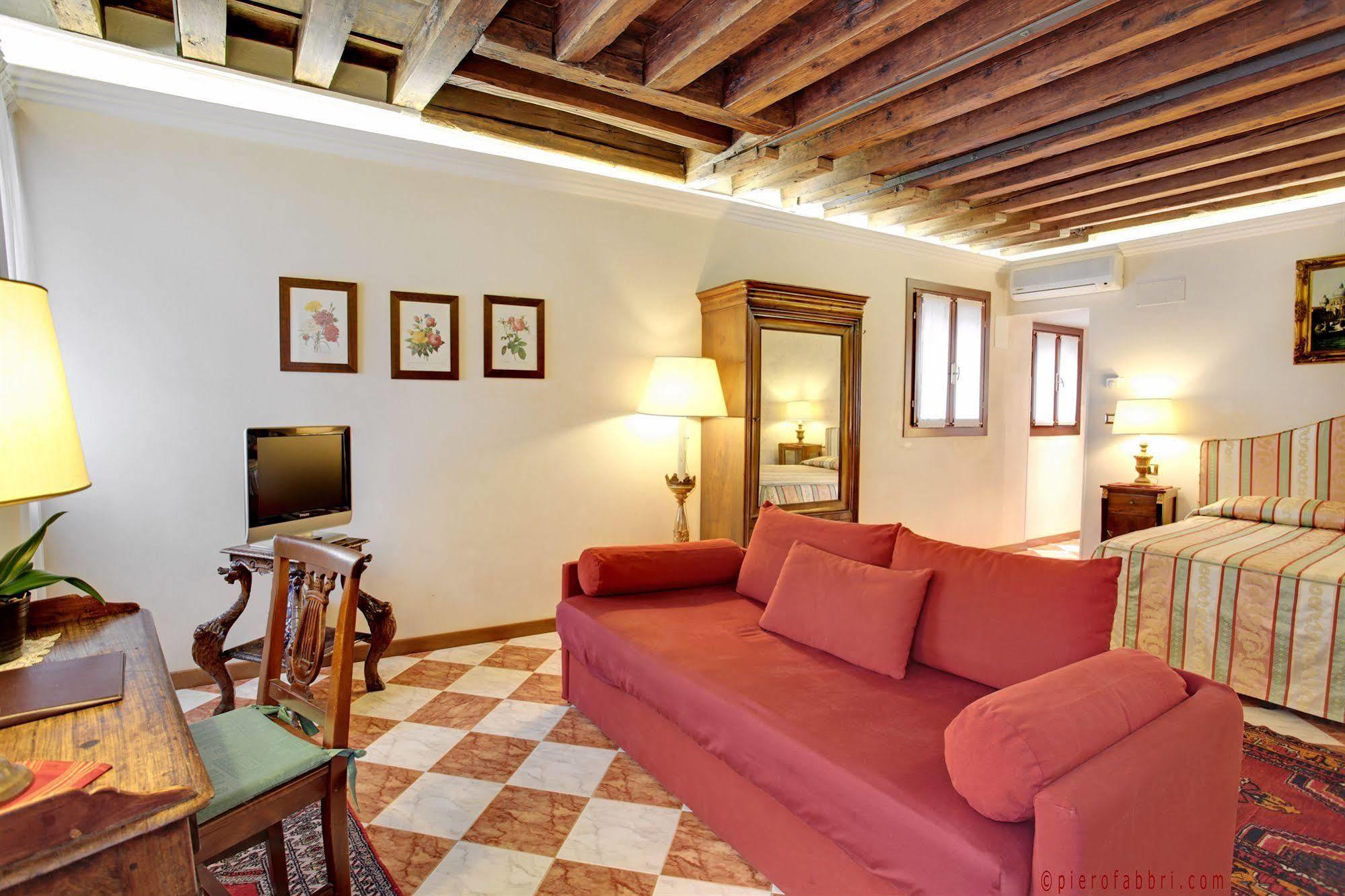 San Giorgio Degli Schiavoni Apartments Venezia Esterno foto