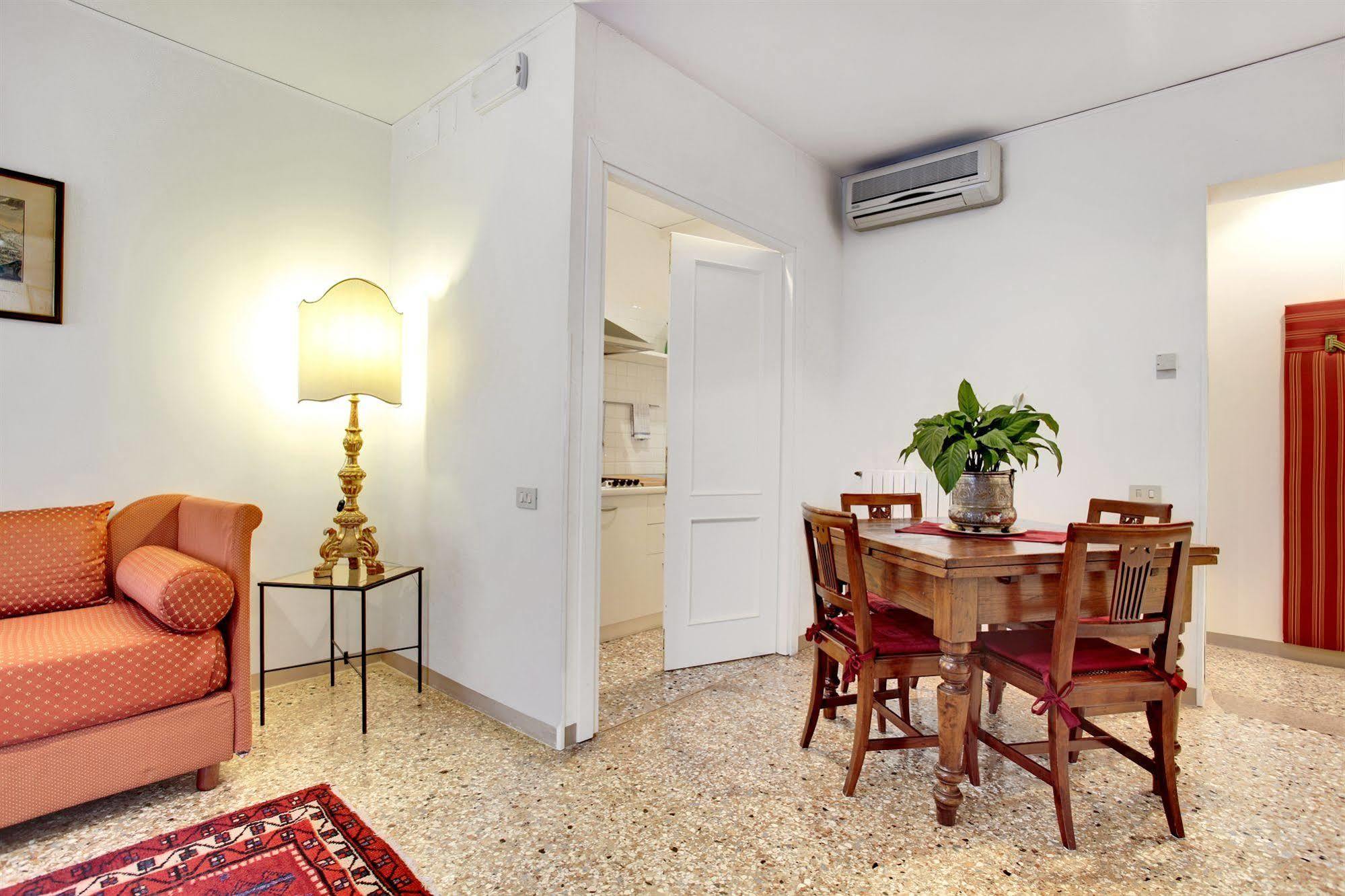 San Giorgio Degli Schiavoni Apartments Venezia Esterno foto